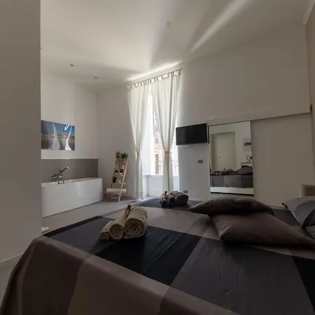 Oda ve Kahvaltı Del Corso 3*
